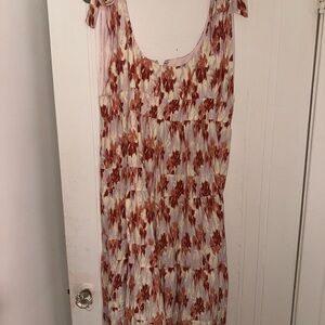 House of Harlow 1960 Abstract Red and Cream Dress